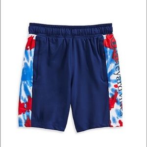 NWT VINEYARD VINES LACROSSE SHORTS. Made w/ moisture-wicking performance fabric